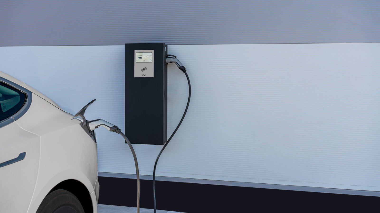 V2C POLE Wallbox utičnica (2×22 kW), 8'' zaslon, 4G, LAN/Wifi, RFID - Image 2