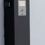 V2C Pole socket
