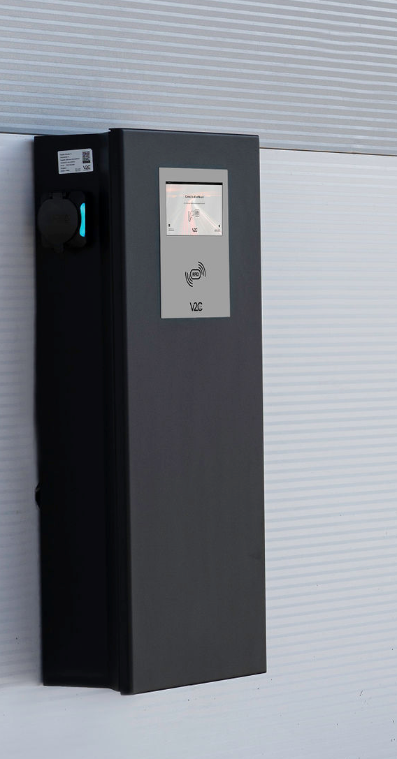 V2C Pole socket