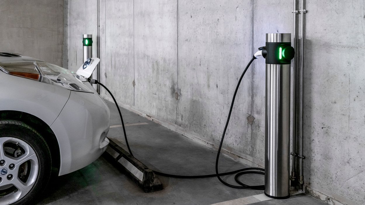 CHRG POLE LITE 2x22kW - Image 4